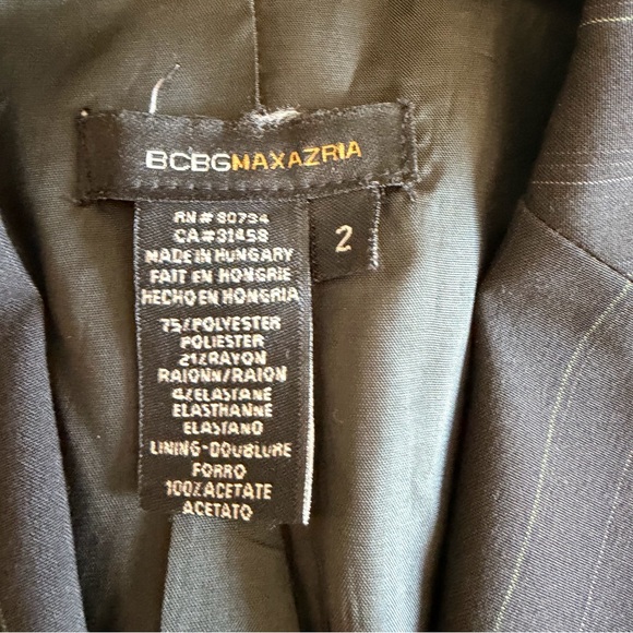 BCBG Black Pinstripe Blazer Size 2 Tailored Career Jacket - Picture 13 of 13